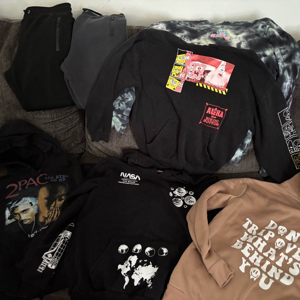 5 hoodies/2 joggers small